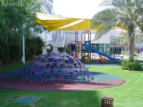 Beach Rotana Hotel & Towers 26